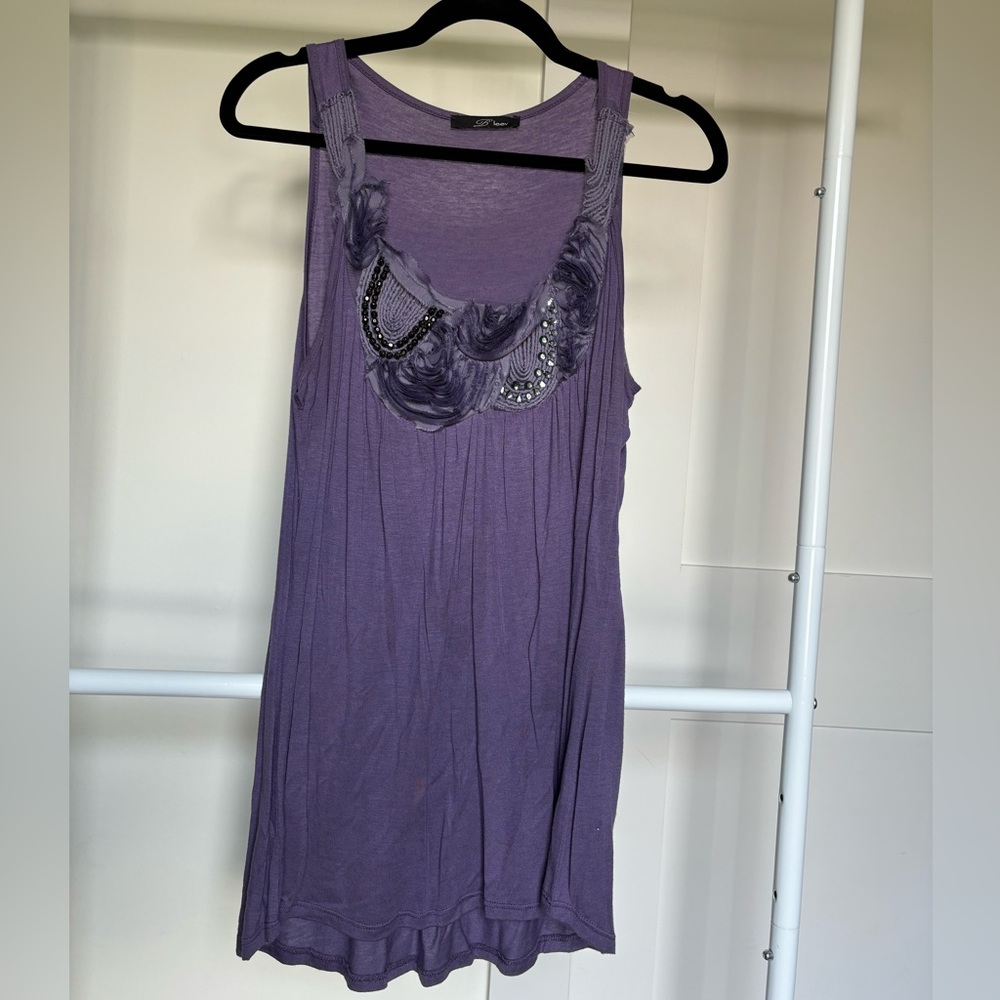 B’Leev Decorative Sleeveless Blouse